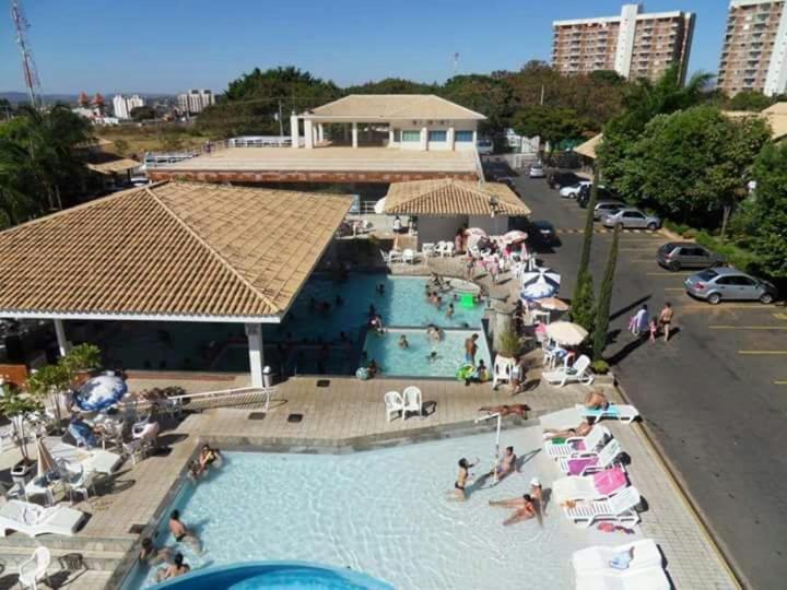 Flat Di Roma Resort Internacional *
